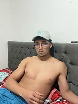 Snapshot of toritoga chatting on February 12, 2026, 5:13 am toritoga online show from February 12, 2026, 5:13 am