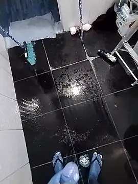 Snapshot of kaspzl chatting on December 21, 2025, 8:21 am kaspzl online show from December 21, 2025, 8:21 am