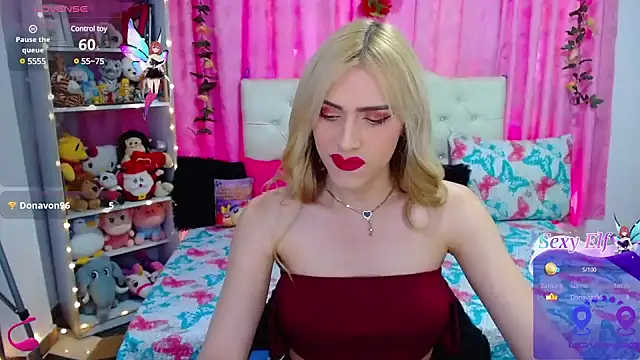 Snapshot of golden_girl01 chatting on January 26, 2025, 6:16 pm golden girl01 online show from January 26, 2025, 6:16 pm