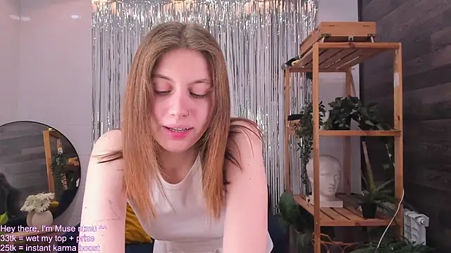 Snapshot of Pink_Muses chatting on February 17, 2026, 1:40 pm Pink Muses online show from February 17, 2026, 1:40 pm