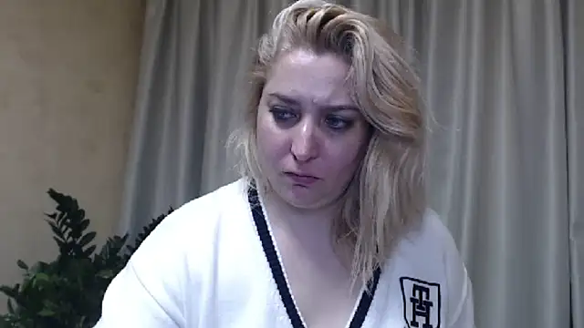 sweetpussy13 online show from March 14, 2025, 9:35 am