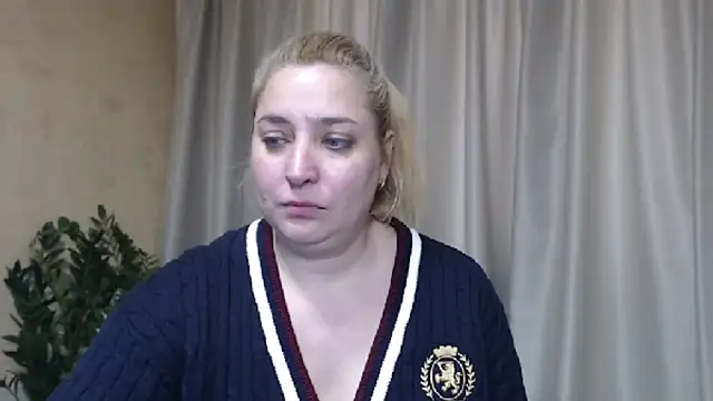 sweetpussy13 online show from February 22, 2026, 8:46 am