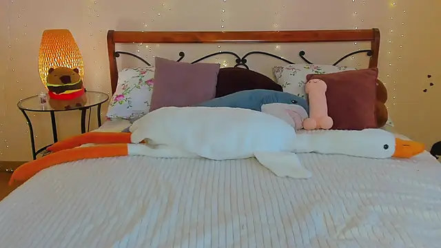 miya soft online show from April 23, 2026, 1:29 am