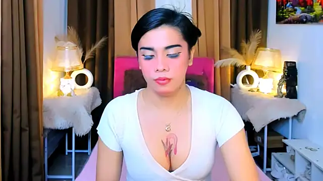 demsayhollywood555 online show from December 18, 2025, 7:03 am