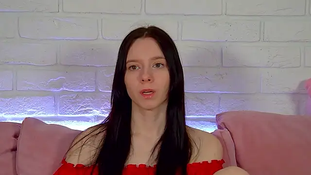 ArinaKubrick online show from April 18, 2026, 4:11 pm