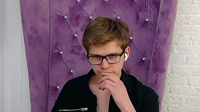 NickJohnas online show from April 25, 2026, 7:22 pm