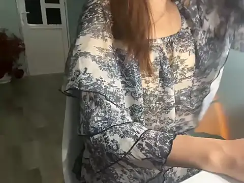 Chichi 86 online show from May 15, 2026, 3:19 pm