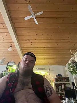 YoursxTruly online show from March 11, 2026, 10:54 am