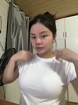 leo-kitty online show from March 6, 2026, 3:08 pm