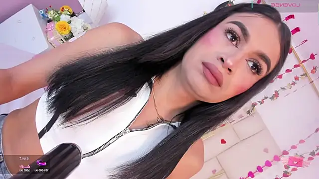 Silvanna-Casstro online show from February 11, 2026, 11:37 am