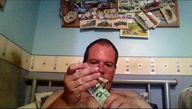 Snapshot of mrhardcock12 chatting on July 23, 2026, 2:04 pm mrhardcock12 online show from July 23, 2026, 2:04 pm