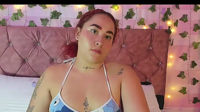 Ayla-marttinez online show from February 3, 2026, 1:48 am