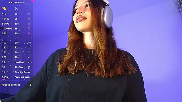 alina lee online show from March 24, 2026, 2:05 am