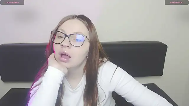 LiliaErmi online show from March 10, 2026, 7:24 am