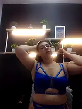 ValeryDuran online show from April 10, 2026, 4:55 pm