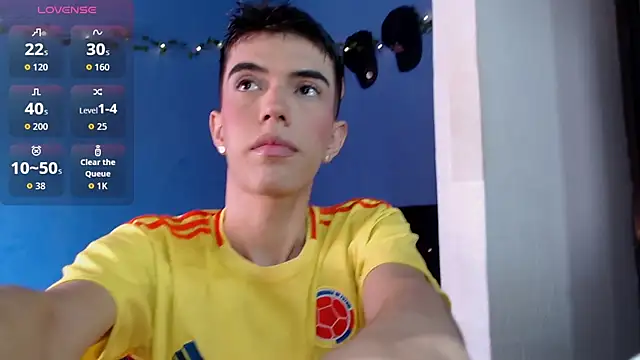 Snapshot of Juan_Gomezz26 chatting on June 23, 2026, 3:32 pm Juan Gomezz26 online show from June 23, 2026, 3:32 pm