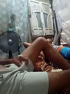 twobigscock23 online show from December 15, 2025, 3:05 pm