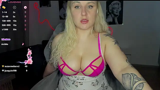 Snapshot of elly_blondy chatting on May 15, 2026, 8:05 pm elly blondy online show from May 15, 2026, 8:05 pm