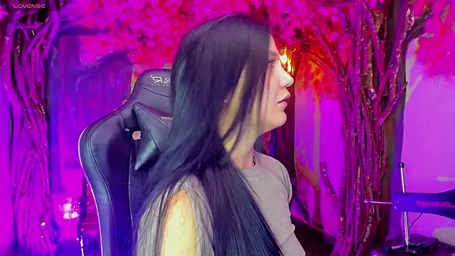 marahanson  online show from January 9, 2026, 7:26 pm