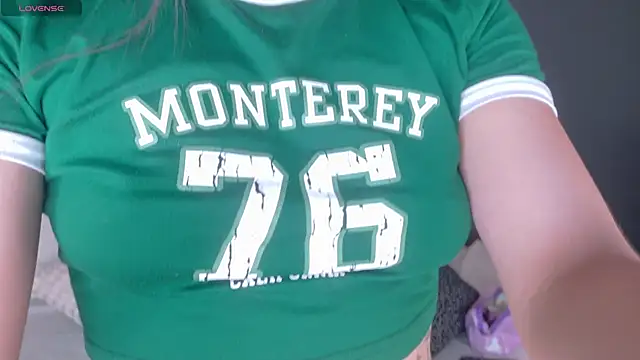 Miia Anderson online show from February 12, 2026, 8:15 pm