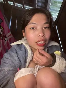 lux-su online show from March 16, 2026, 5:44 am