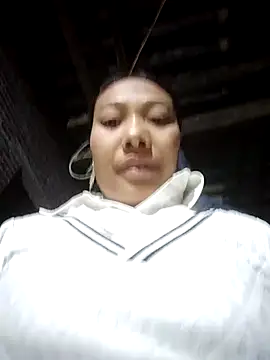 baby8822 online show from December 15, 2025, 4:55 pm