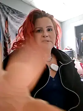 Snapshot of Goddessalizeee chatting on December 21, 2025, 7:10 pm Goddessalizeee online show from December 21, 2025, 7:10 pm