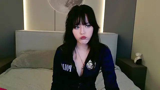 Ariel Morris online show from March 24, 2026, 8:36 pm