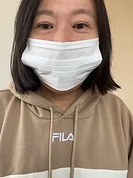 shiori dayo online show from December 20, 2025, 2:07 am