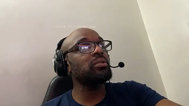 Snapshot of MrUnintentional chatting on January 15, 2026, 12:37 am MrUnintentional online show from January 15, 2026, 12:37 am