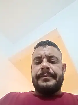 WendrelMilanez19 online show from February 3, 2026, 10:04 pm