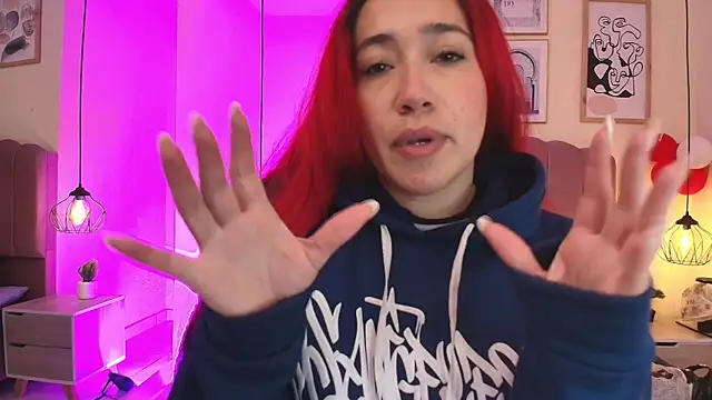 Celestee15  online show from April 20, 2026, 11:13 am