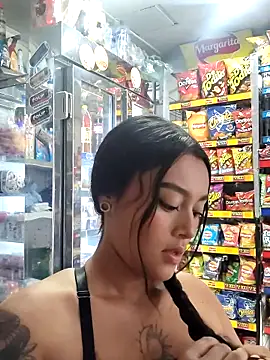 Naomism-- online show from December 17, 2025, 8:04 pm