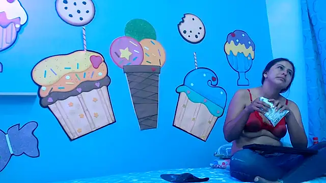 NOVAHOT98 online show from January 31, 2026, 7:56 pm