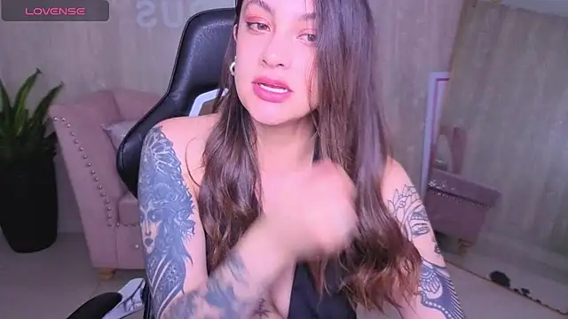 Aria95 a online show from April 18, 2026, 7:58 pm