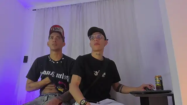 Snapshot of kings_of_heavens_ chatting on December 19, 2025, 3:46 am kings of heavens online show from December 19, 2025, 3:46 am