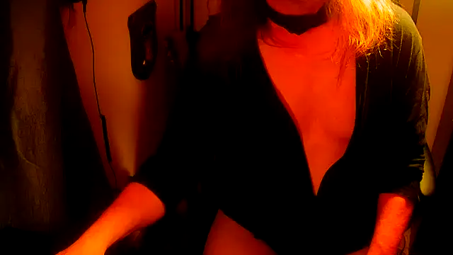 Snapshot of GoodGirlKelly chatting on May 15, 2026, 6:09 am GoodGirlKelly online show from May 15, 2026, 6:09 am