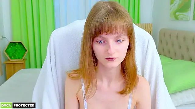 Miss Alisa  online show from April 10, 2026, 4:12 pm