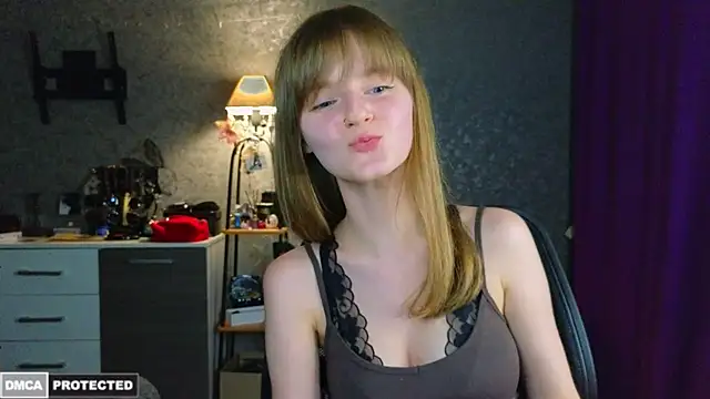 Snapshot of Miss_Alisa_ chatting on July 3, 2026, 6:36 pm Miss Alisa online show from July 3, 2026, 6:36 pm