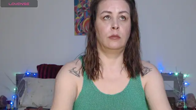  Mmmoonlight  online show from December 15, 2025, 5:55 am