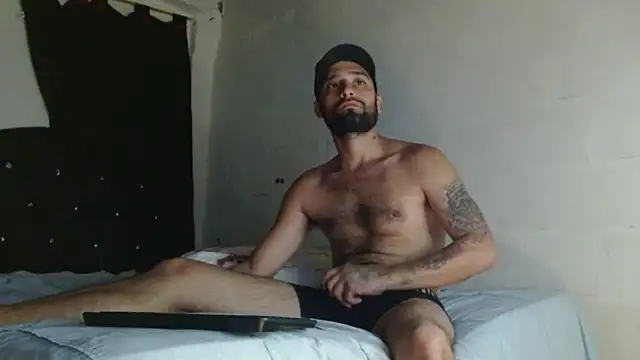 Alex Flame  online show from April 9, 2026, 11:43 pm