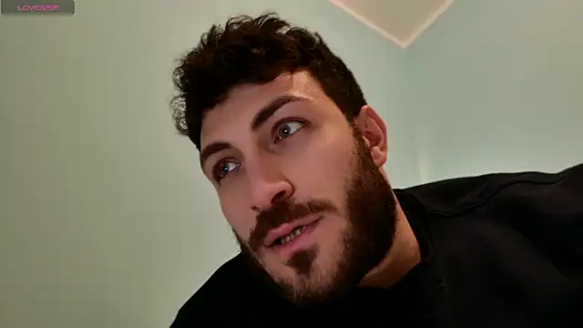 mark ariete online show from April 3, 2026, 7:34 pm