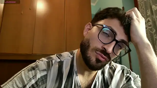 mark ariete online show from May 15, 2026, 9:44 pm