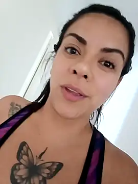 luluclark69 online show from February 20, 2026, 9:37 pm