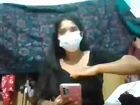 Snapshot of Aparavexa chatting on December 16, 2025, 12:43 pm Aparavexa online show from December 16, 2025, 12:43 pm