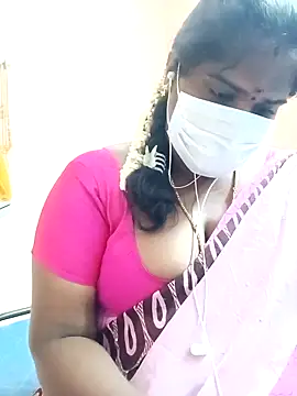 Snapshot of Tamil_Bhuvi69 chatting on March 29, 2026, 4:51 pm Tamil Bhuvi69 online show from March 29, 2026, 4:51 pm