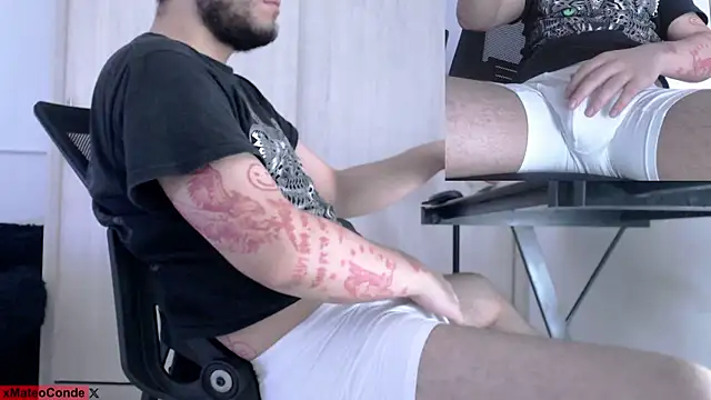 mateoconde00 online show from December 18, 2025, 12:17 am