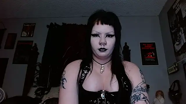 Snapshot of Bettieee_Agura chatting on April 3, 2026, 3:15 am Bettieee Agura online show from April 3, 2026, 3:15 am