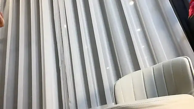 J-Jasmin online show from December 17, 2025, 4:35 pm