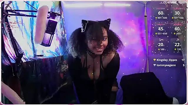 Snapshot of HonneyBunnyXO chatting on June 4, 2026, 10:16 pm HonneyBunnyXO online show from June 4, 2026, 10:16 pm